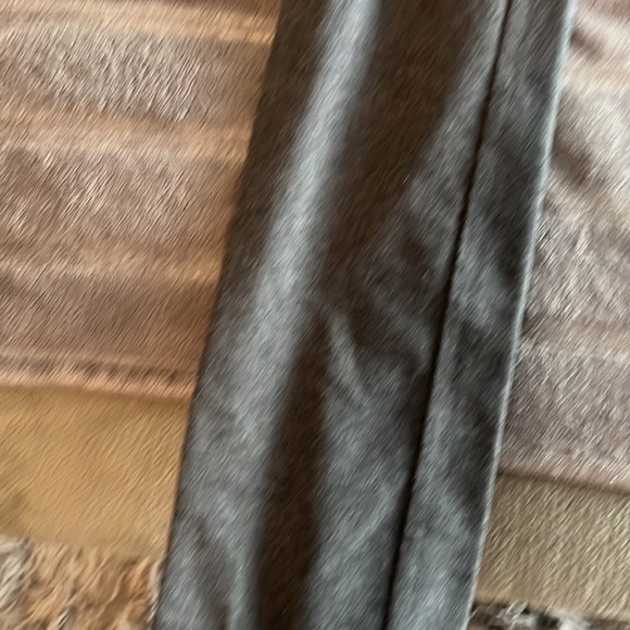 Gray stretchy pants Guess jeans size 24 - Picture 9 of 16